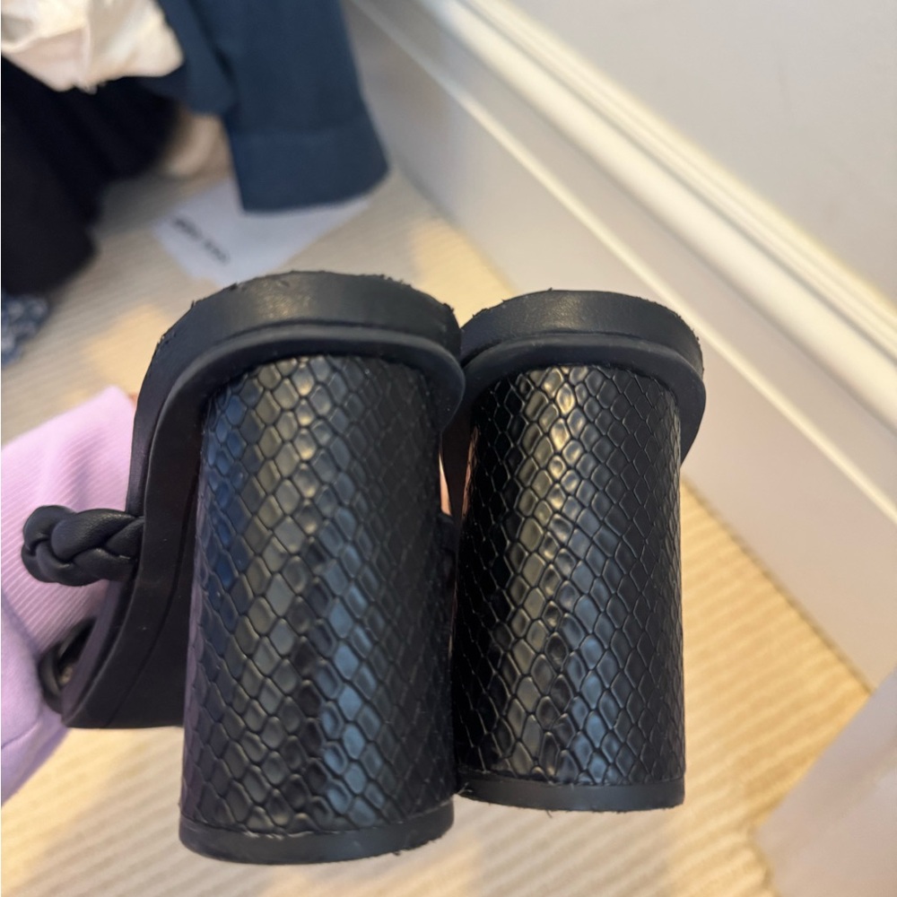 Dolce Vita 7 Nairi Block Heel Braided Strap Sandals Black Leather - Picture 9 of 11